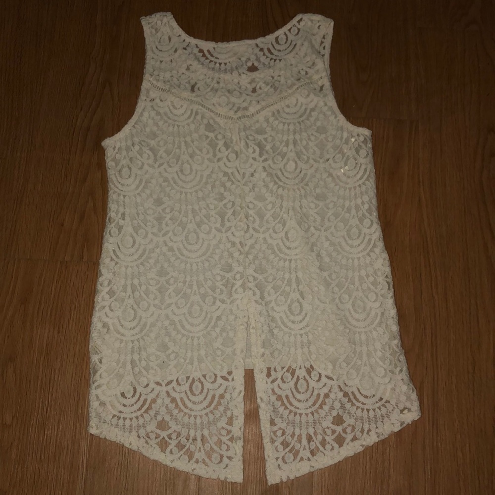 Lace Tank ♥️ - Picture 3 of 3